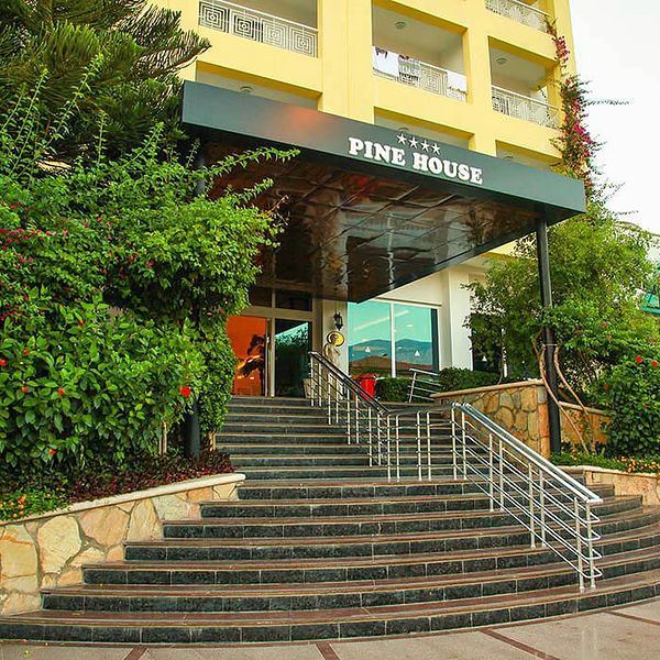Hotel Pine House w Turcja