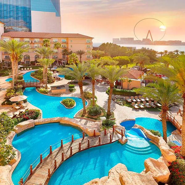 Wakacje w Hotelu Ritz Carlton Dubai Jumeirach Beach Emiraty Arabskie