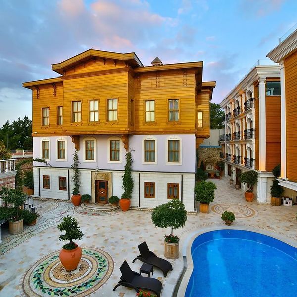 Wakacje w Hotelu Seven Hills Palace Turcja
