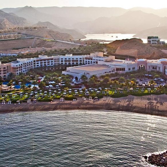 Wakacje w Hotelu Shangri - La Barr al Jissah Oman