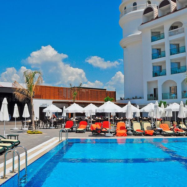 Hotel Side Crown Serenity w Turcja