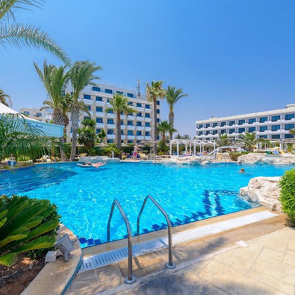 Wakacje w Hotelu Tasia Maris Beach and Spa Cypr