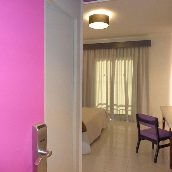 Opinie o The Purple Hostel By Ibiza Feeling