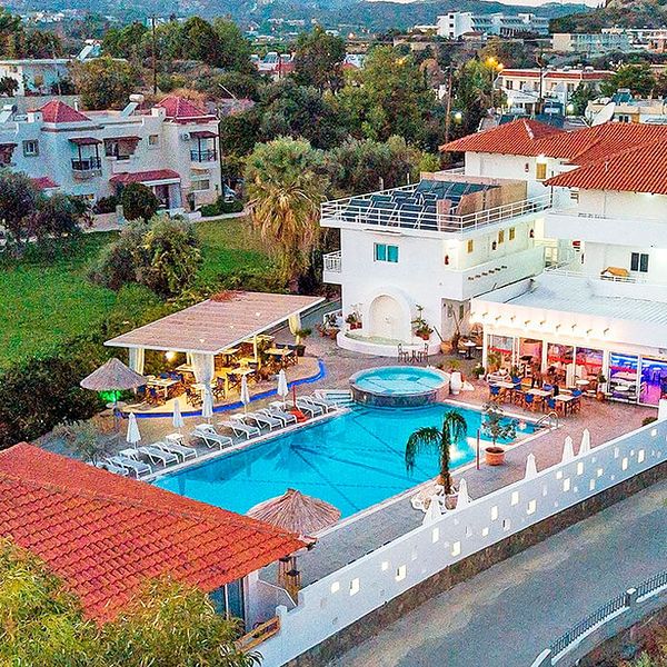 Wakacje w Hotelu Tinas Plus Grecja