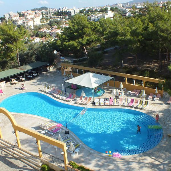 Hotel Tuntas Family Suites Kusadasi w Turcja