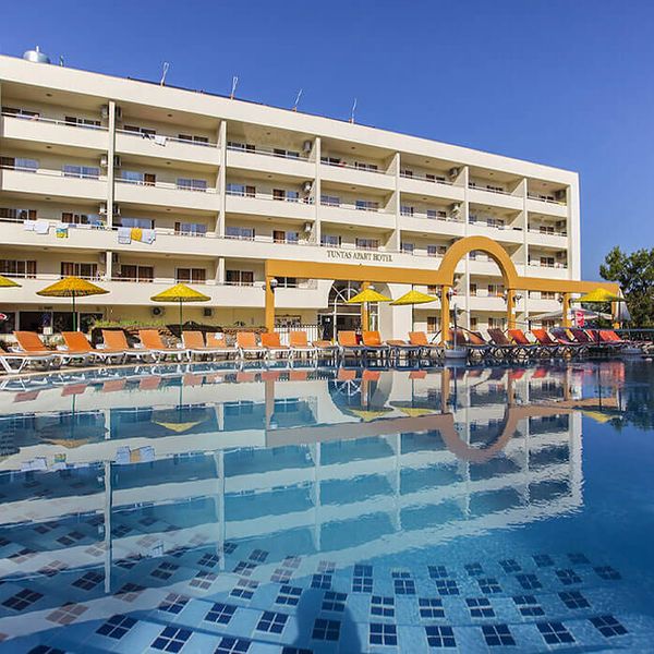 Wakacje w Hotelu Tuntas Family Suites Kusadasi Turcja