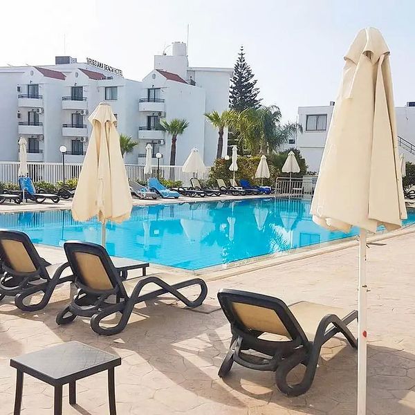 Wakacje w Hotelu Vrissaki Apartments (ex. Trizas) Cypr