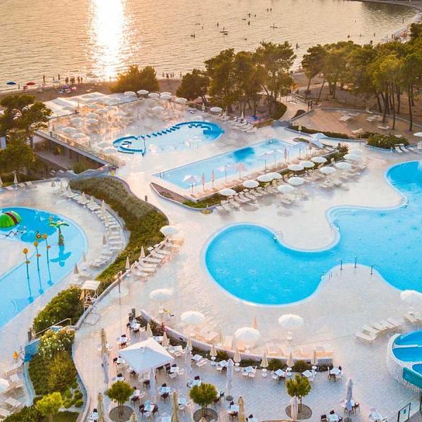 Wakacje w Hotelu Zaton Holiday Resort Apartments Chorwacja