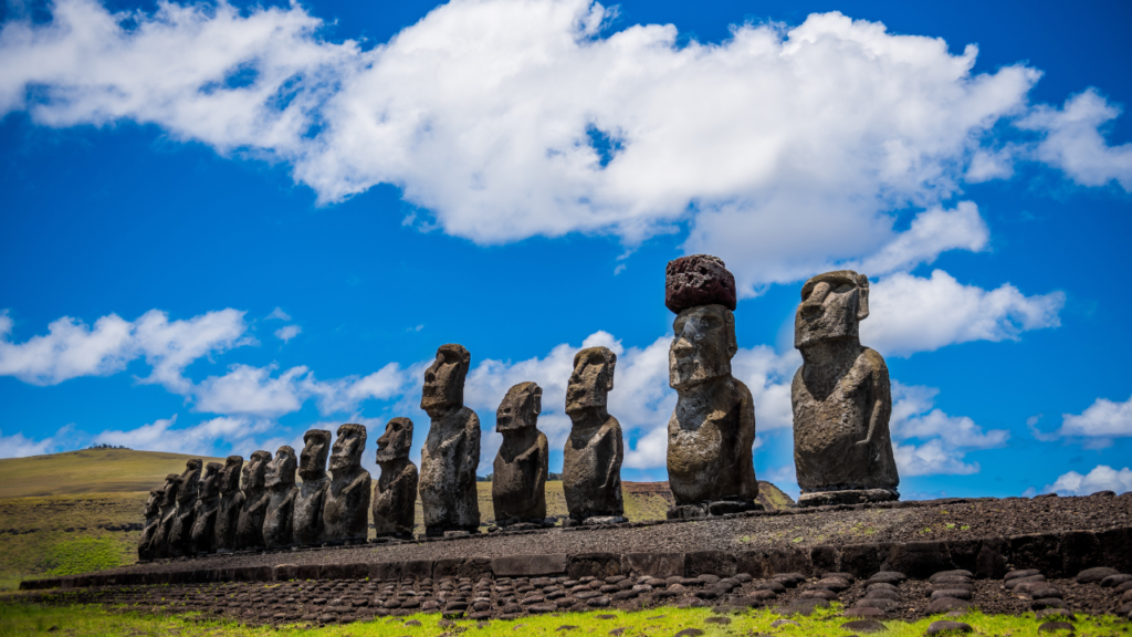 Wyspa Wielkanocna, Posągi Moai