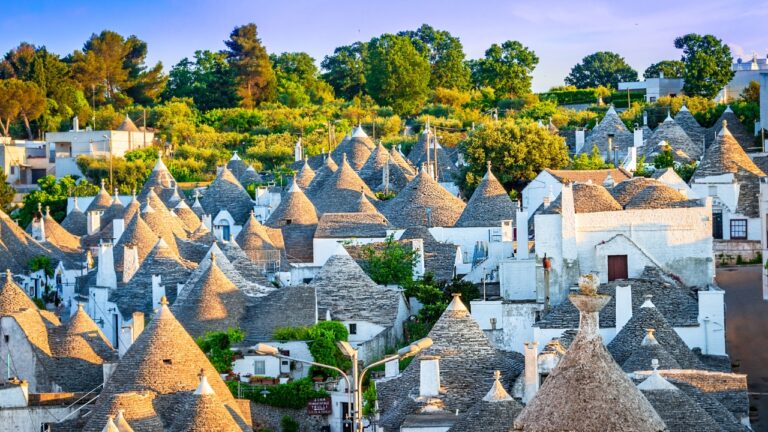 Alberobello – Co to są trulli? Atrakcje turystyczne i przydatne informacje