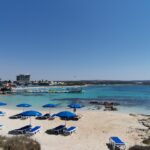 Plaża Makronissos Beach na Cyprze