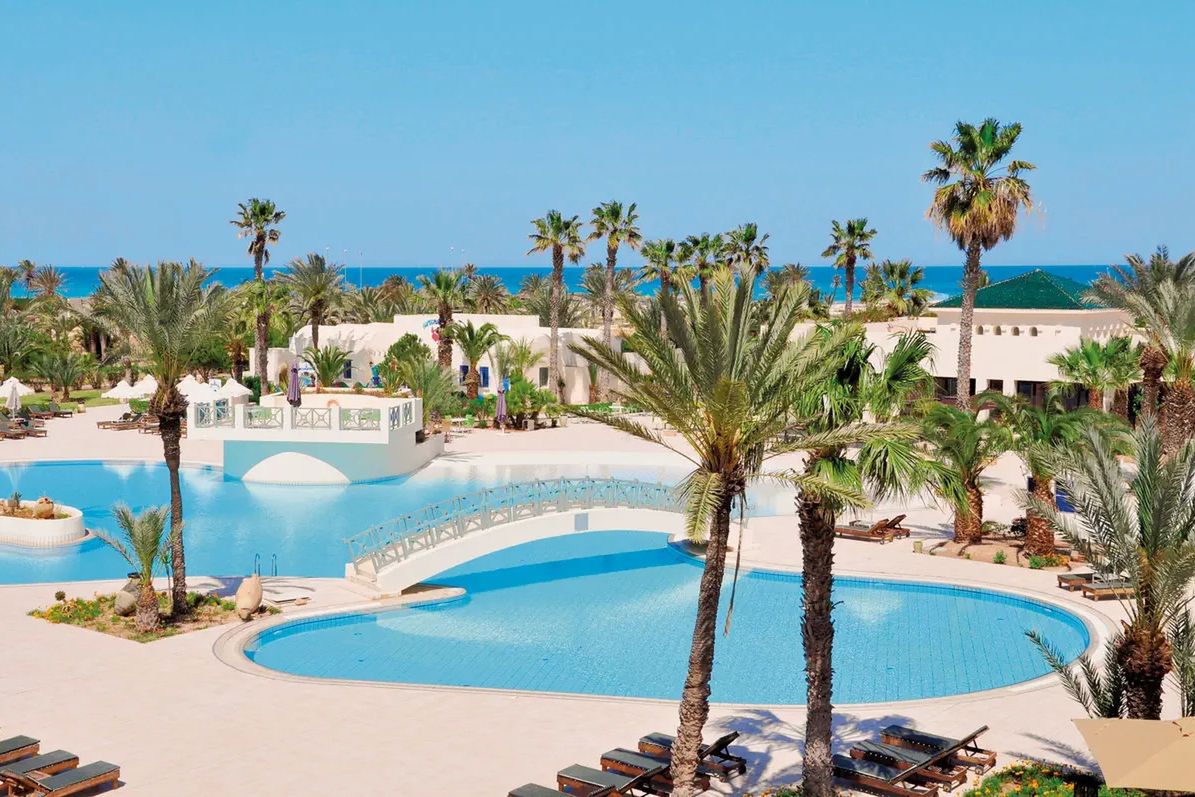 yadis djerba golf thalasso spa basen 1467192040 1200 800