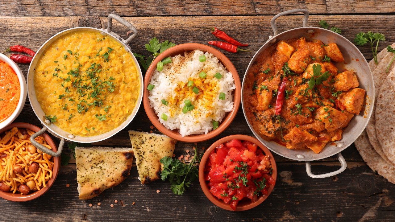 Ceny jedzenia w restauracjach w Indiach