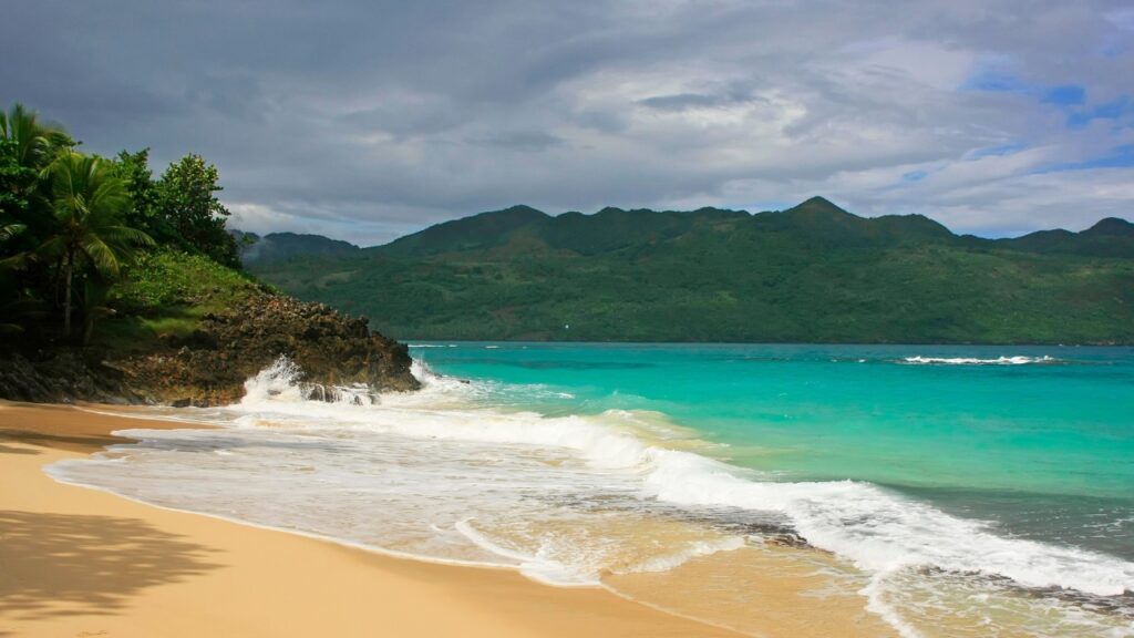 Plaża Playa Rincon w Dominikanie – co warto wiedzieć? Najważniejsze informacje