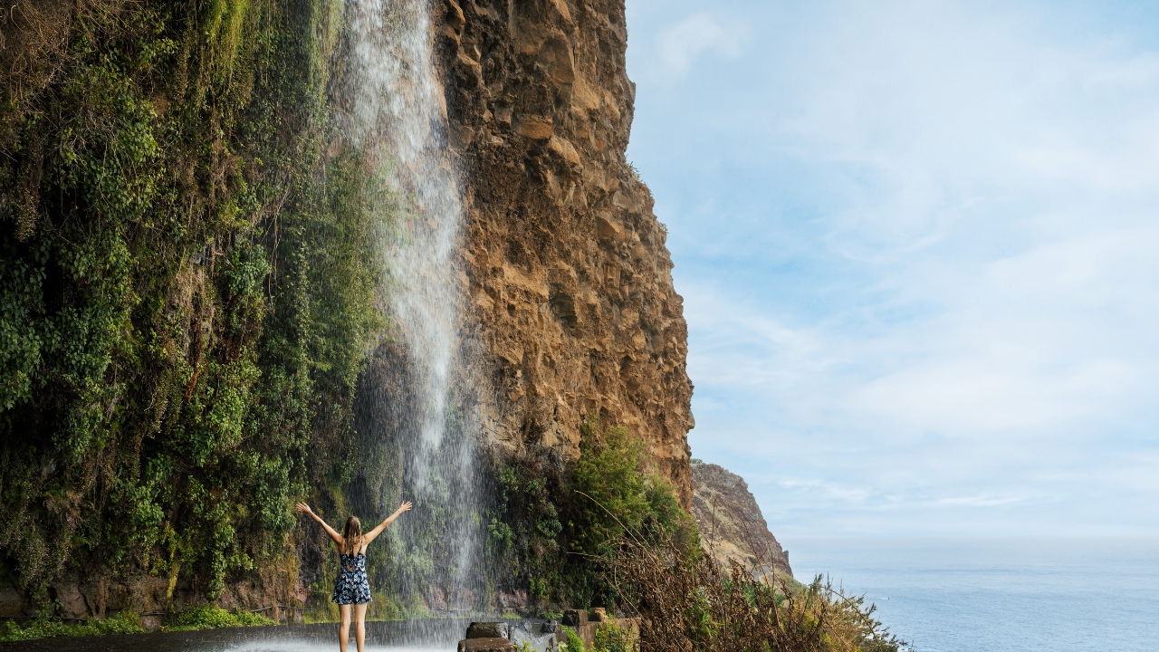 Atrakcje turystyczne w Ponta do Sol - Wwodospad Cascata dos Anjos