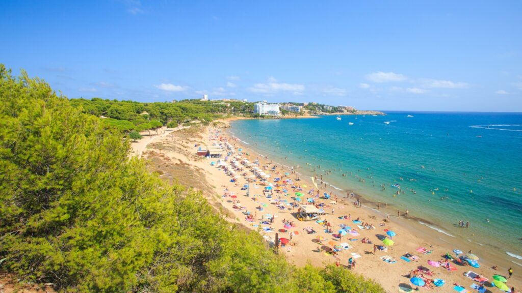 Salou – atrakcje, plaże i wakacje na Costa Dorada