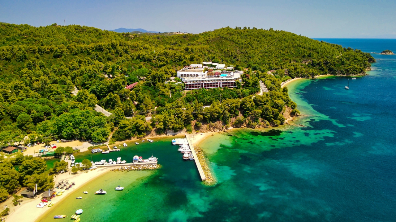 Jak dojechać do plaży Koukounaries?