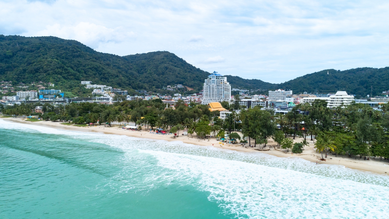 Kiedy najlepiej odwiedzić Patong Beach?