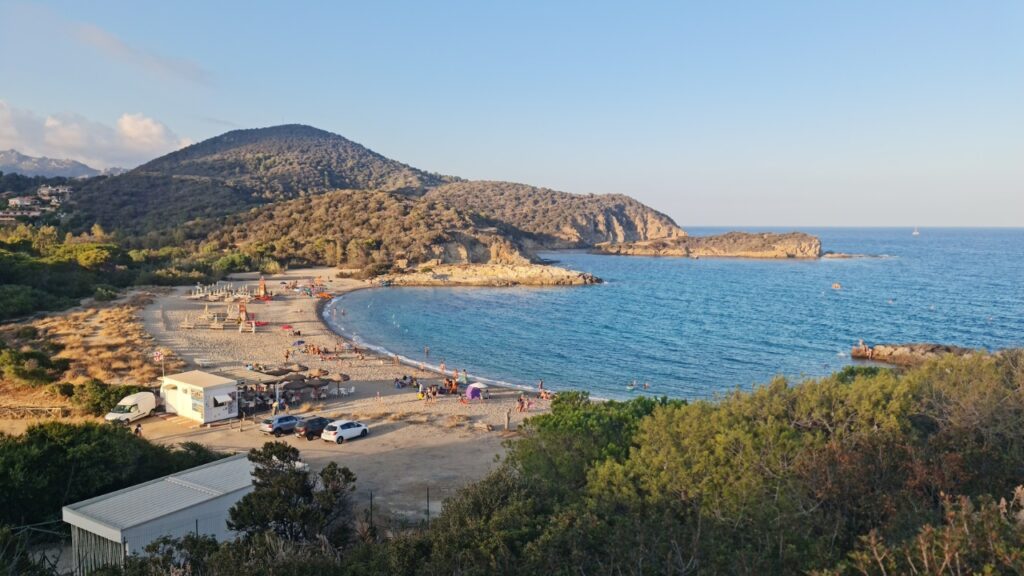 Plaża Chia Beach – rajska plaża na południu Sardynii