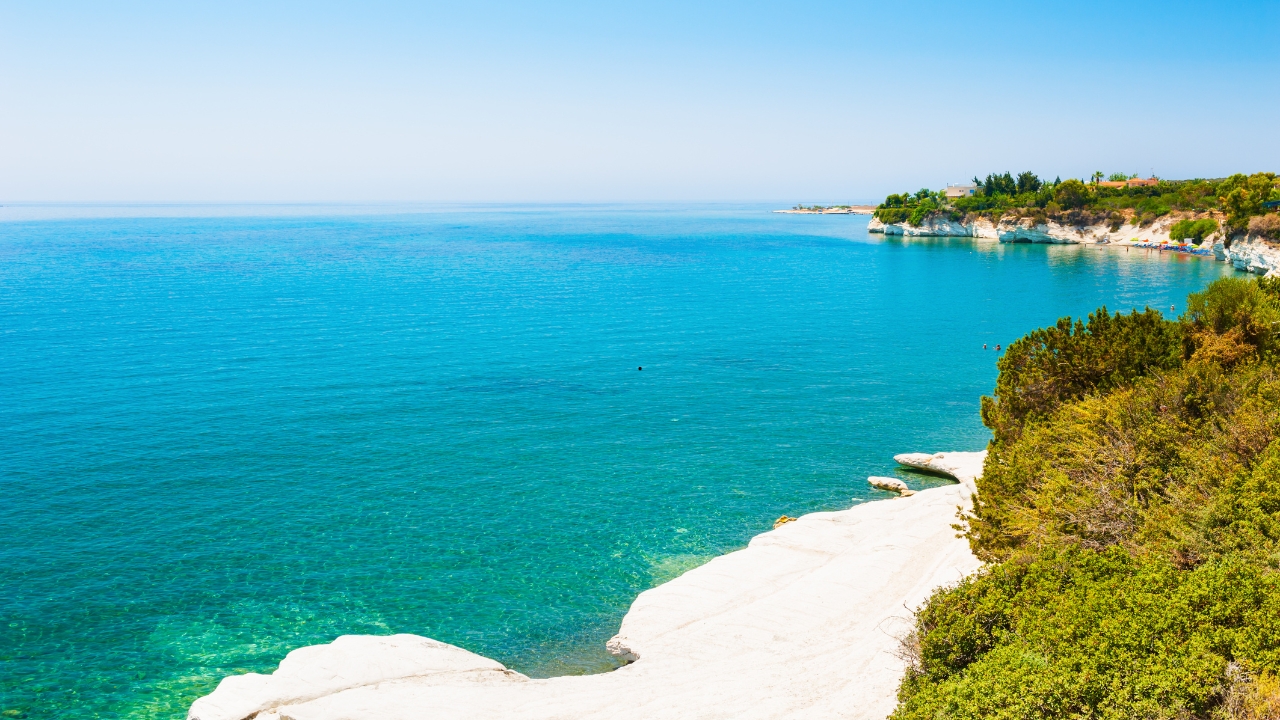 Governor’s Beach jak dojechać i gdzie zaparkować