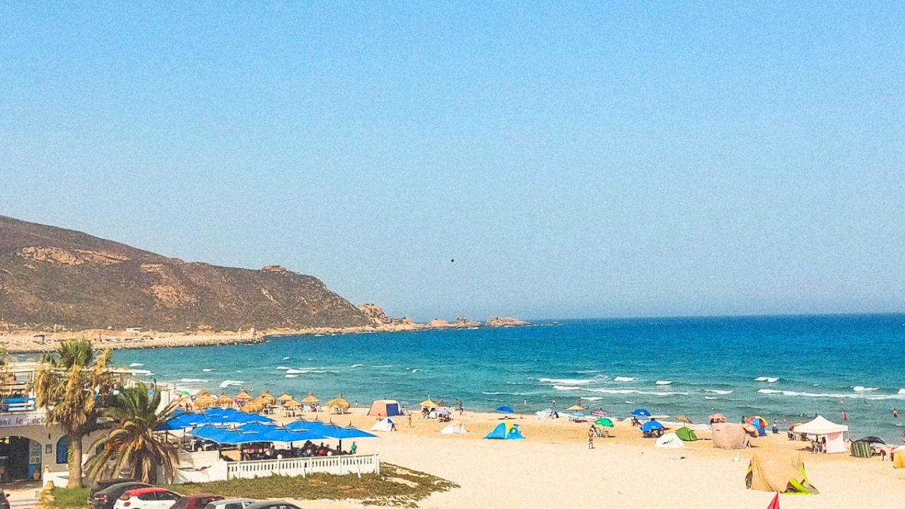 Jak wygląda El Haouaria Beach?