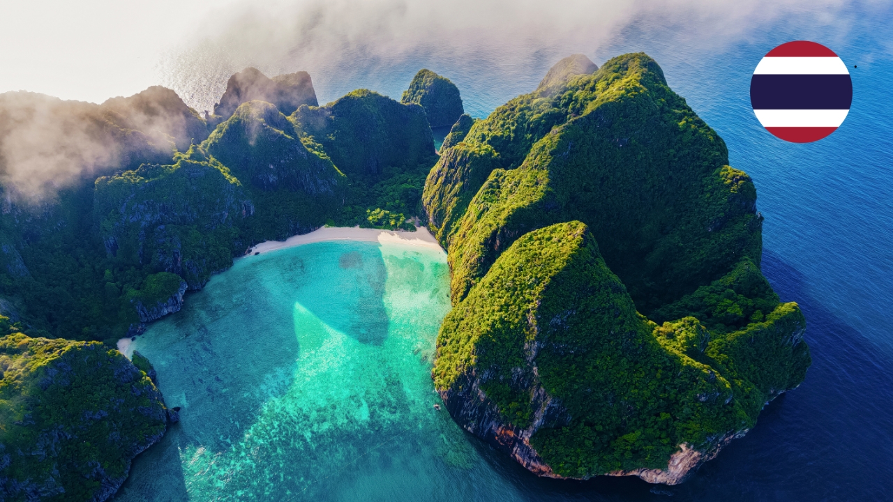 Maya Bay na Phi Phi Island - atrakcje