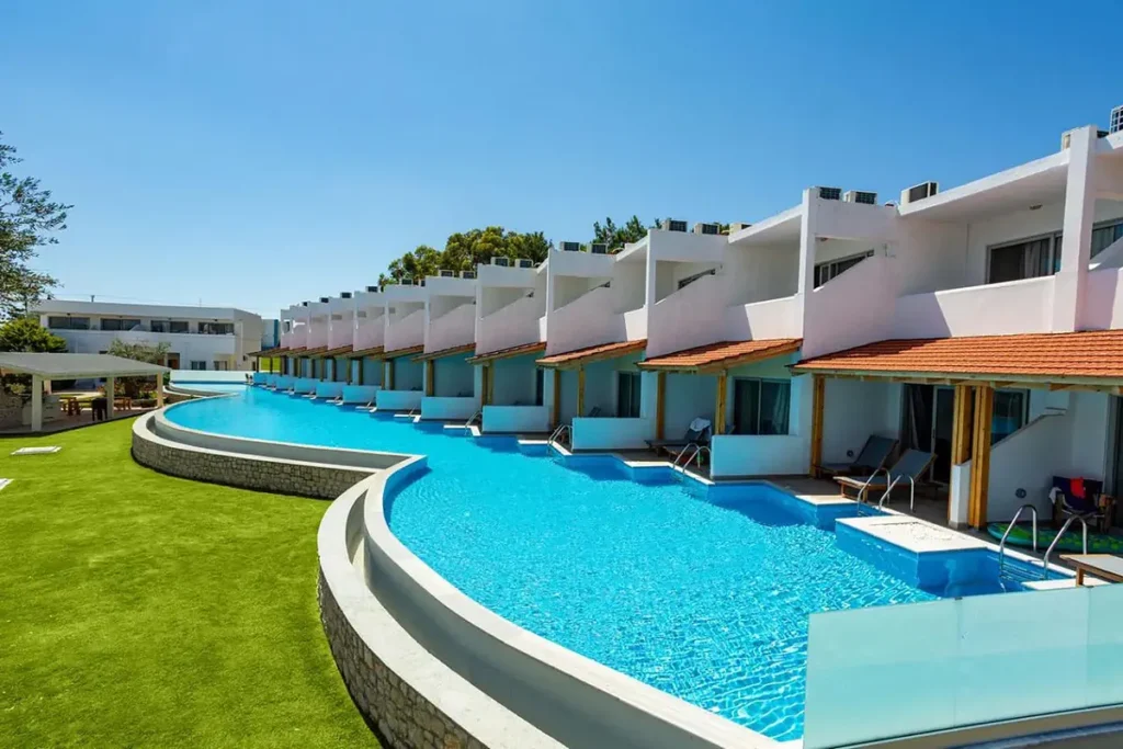 lydia maris resort spa basen 1504317166 1200 800