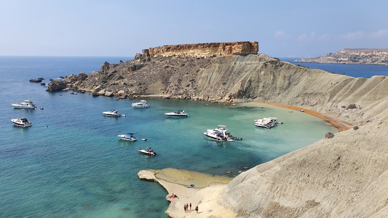 Ghajn Tuffieha Bay
