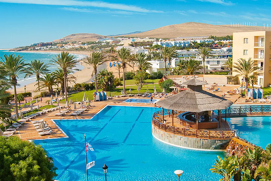 sbh costa calma beach resort obiekt basen 595254296 1200 800
