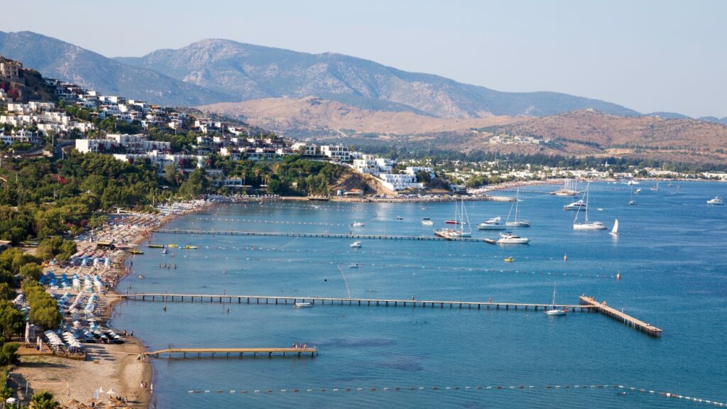 Plaża Yahsi Beach okolicach Bodrum
