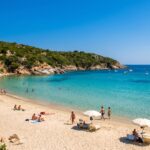 Plaża Cavoli Beach – dojazd, parking i atrakcje