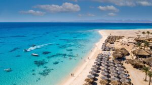 Plaża Mahmya Beach – rajska plaża na wyspie Giftun