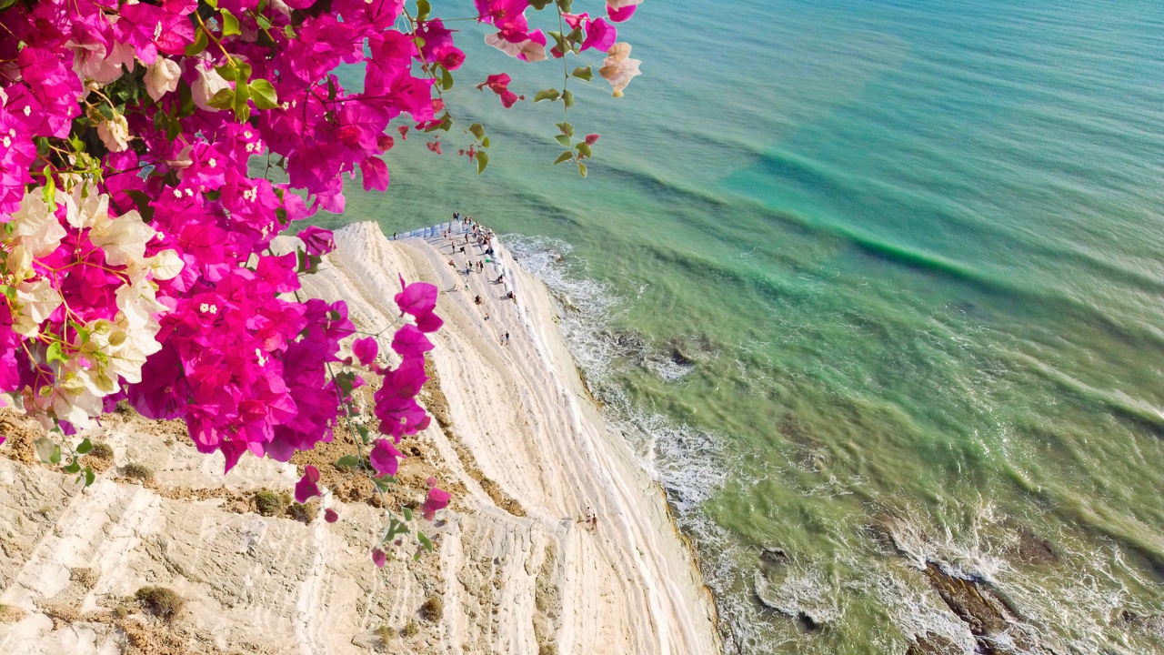 Plaża Scala dei Turchi Beach – co to za miejsce?