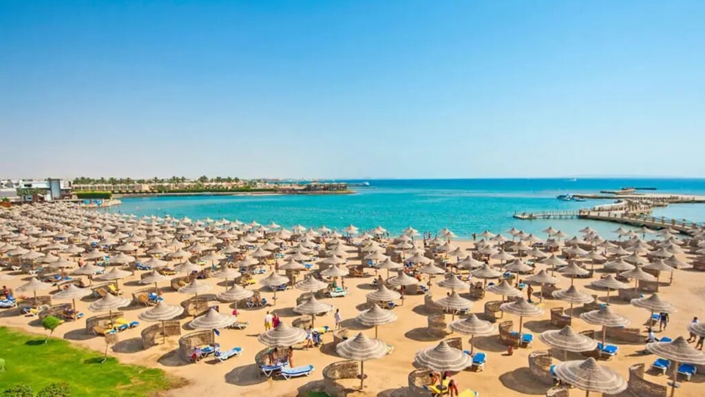 Sentido Mamlouk Palace Resort & Spa w Hurghadzie – rodzinne wakacje 2+1 z All Inclusive, basenami i piaszczystą plażą