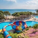 Aria Claros Beach and Spa Resort w Turcji, wakacje 2+1 na Wybrzeżu Egejskim, hotel 5 gwiazdek na wzgórzu, aquapark, piaszczysta plaża i All Inclusive Plus z Poznania