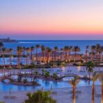 Cleopatra Luxury Resort Makadi Bay – rodzinne wakacje 2+1 z All Inclusive, prywatną plażą, pomostem i rafą koralową