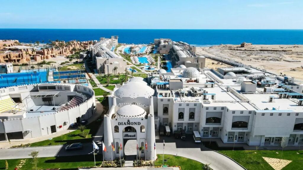 Diamond Beach by Pearl Resort w Marsa Alam, nowy hotel przy piaszczystej plaży, malediwski klimat, baseny, aquapark i All Inclusive z Katowic