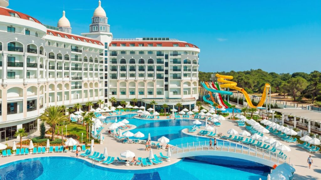 Diamond Premium w Turcji, hotel 5 gwiazdek w Titreyengol z aquaparkiem, prywatną plażą, pokojem z widokiem na morze i Ultra All Inclusive dla rodziny 2+1