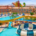 Pickalbatros Water Valley Resort Neverland w Hurghadzie, rodzinne wakacje 2+2, największy park wodny w Egipcie, pokój 2 bedroom z widokiem na basen i All Inclusive z wylotem z Warszawy