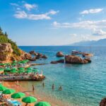 Plaża Mermerli Beach – przewodnik po plaży w Kaleiçi w Antalyi