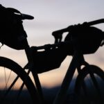 Rower trekkingowy – dlaczego to jeden z najbardziej uniwersalnych wyborów