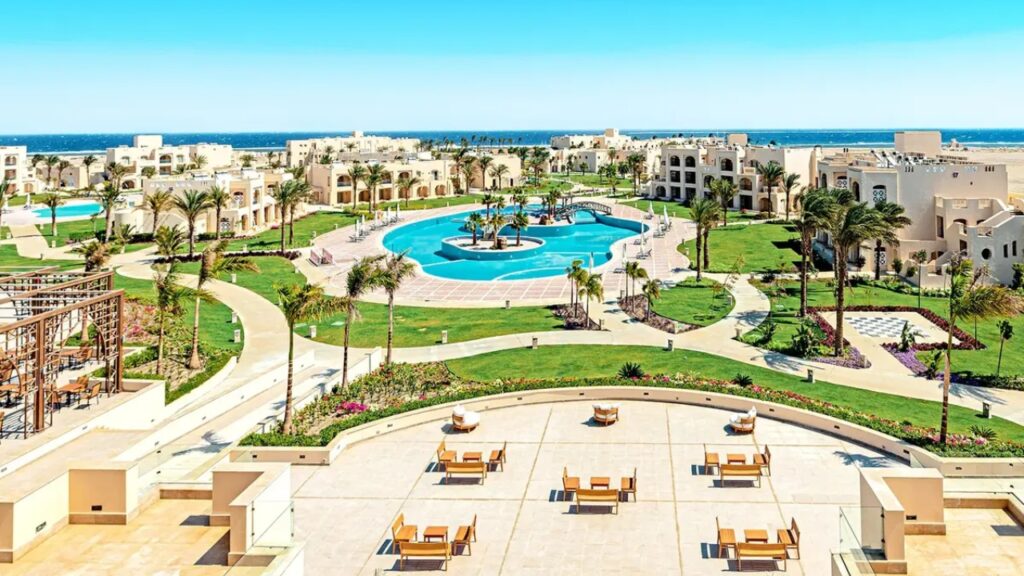Sataya Resort Marsa Alam – rodzinne wakacje 2+1 z plażą, rafą koralową, leniwą rzeką, zjeżdżalniami i All Inclusive
