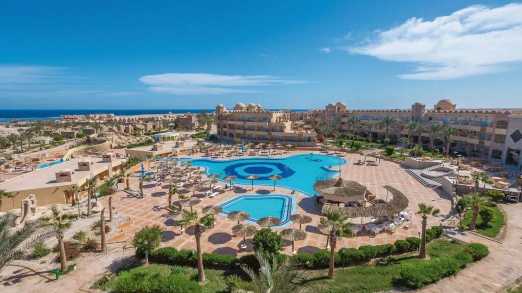 Utopia Beach Club – 4-gwiazdkowy hotel w Marsa Alam przy piaszczystej plaży z rafą koralową i zjeżdżalniami