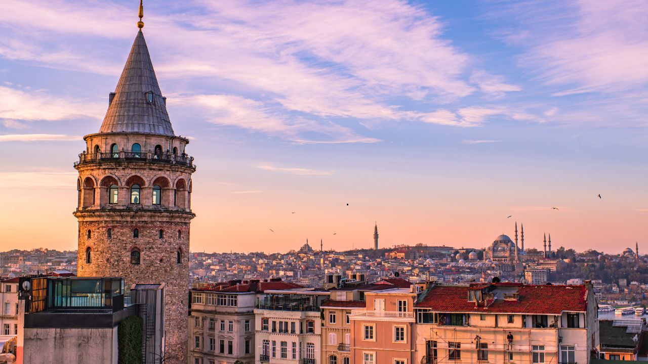 Wieża Galata w Stambule