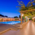 Filerimos Village – 4-gwiazdkowy hotel na Rodos z aquaparkiem, basenami i All Inclusive