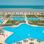Rewaya Inn Resort 5-gwiazdkowy hotel w Hurghadzie z 21 basenami, aquaparkiem i plażą