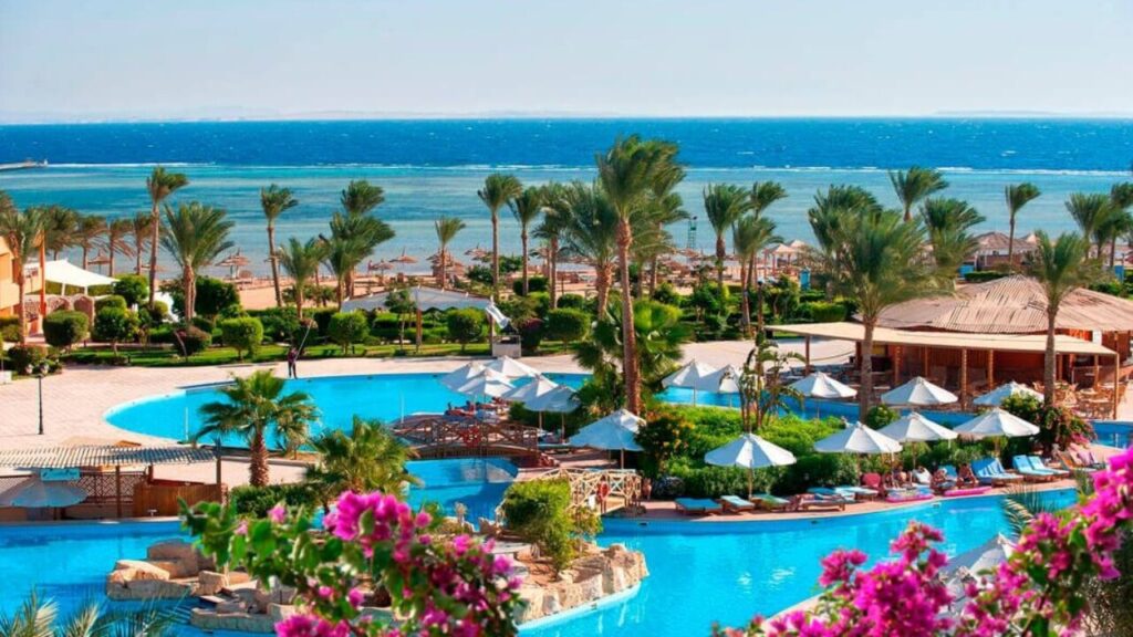Amwaj Oyoun Resort & Casino (ex AA Amwaj Resort)